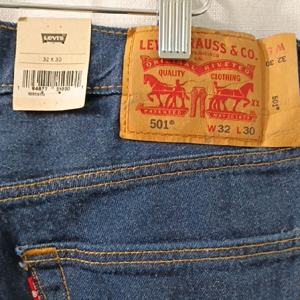 Levi's 501 Men's Dark Blue Straight Jeans Button Fly Size 32 - Picture 5 of 11